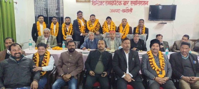 डिस्ट्रिक्ट डेमोक्रेटिक बार सभागार निर्वाचन के नए पदाधिकारी।