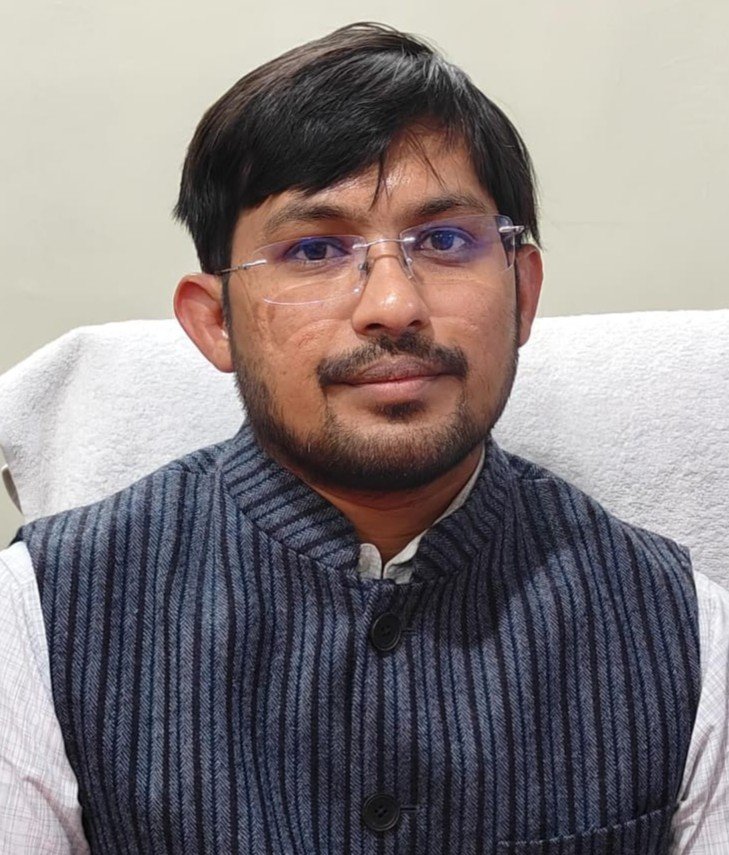 डीएम चन्द्रमोहन गर्ग।