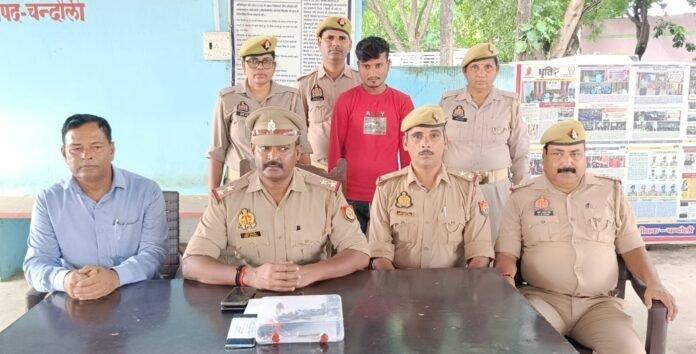 बलुआ पुलिस की गिरफ्त सिरफिरा आशिक इंद्रजीत धुर्वे।